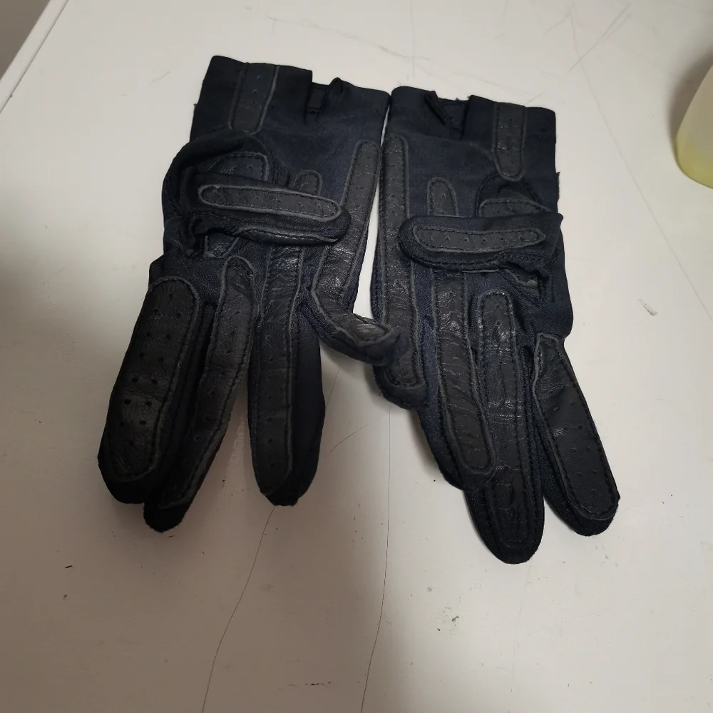 Vintage ISOTONER by ARIS Vintage Lined Driving Gloves